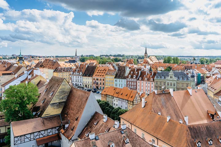 Stadt Eger heißt auf Tschechisch Cheb