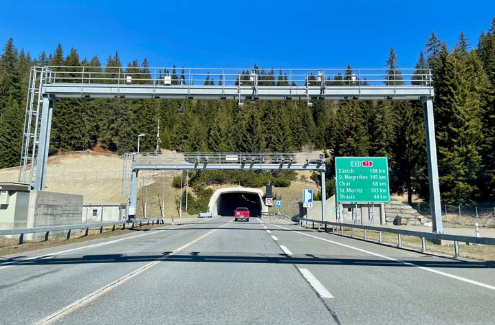 Großen St. Bernhard Straßentunnel