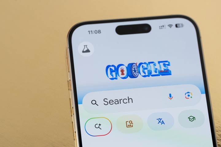 KI Übersichten direkt in die Suchergebnisse integriert